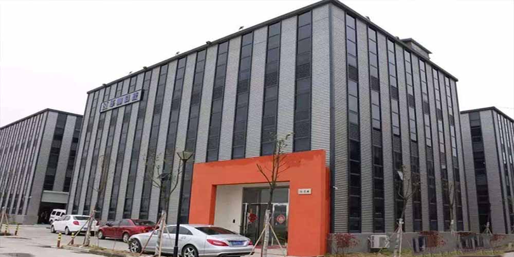 寧夏 ** 石化有限公司用高服自動(dòng)排渣過濾機(jī)給液蠟去色、除雜